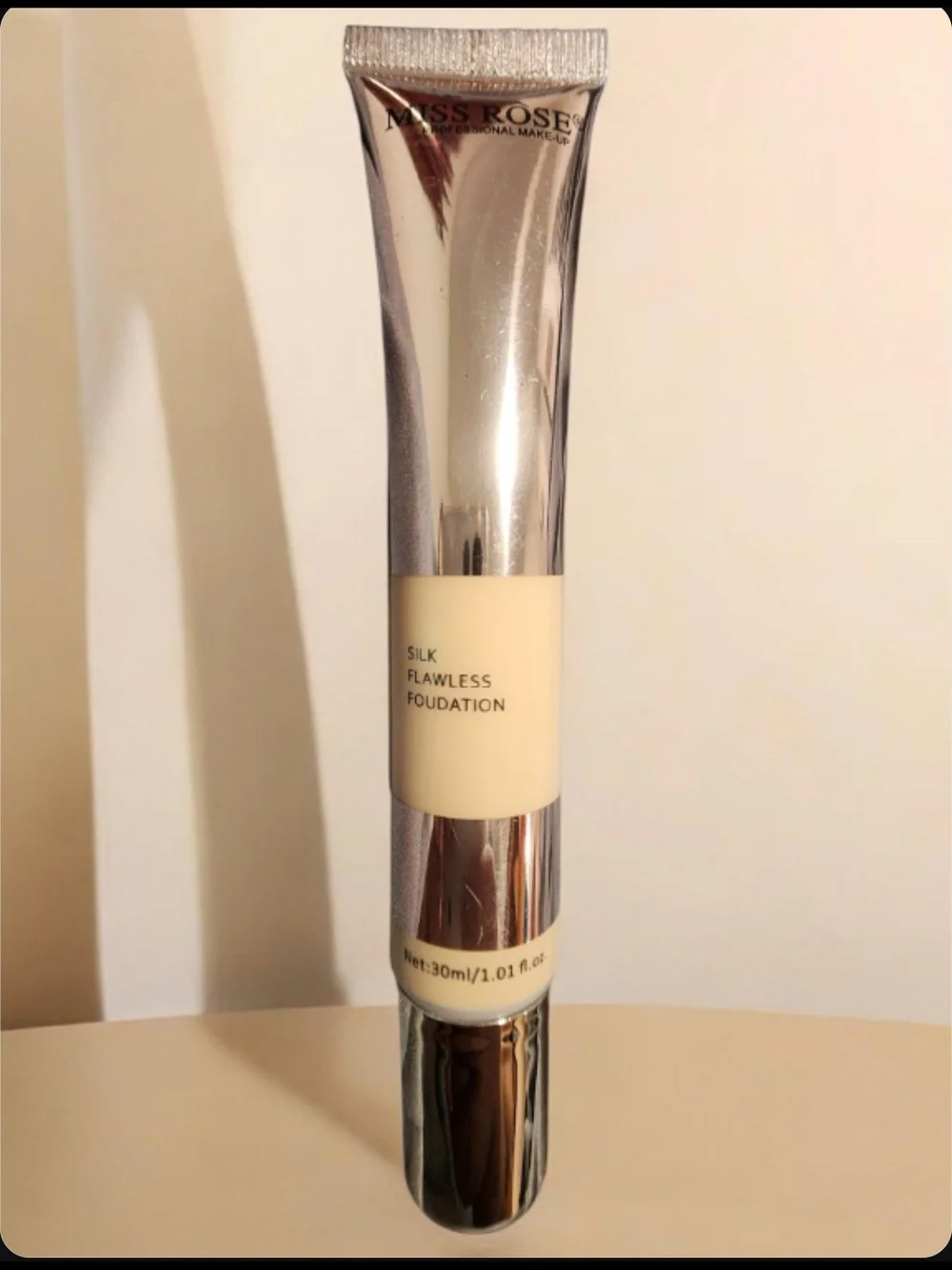 Miss Rose Silk Flawless Foundation - 05 Beige